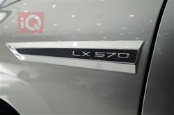 لێکزس LX